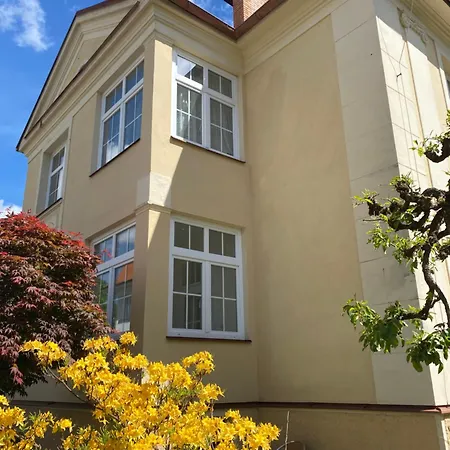 Casa de hóspedes Tři - *